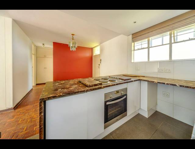 1.5 BEDROOM APARTMENT TO LET IN BEDFORD GARDENS